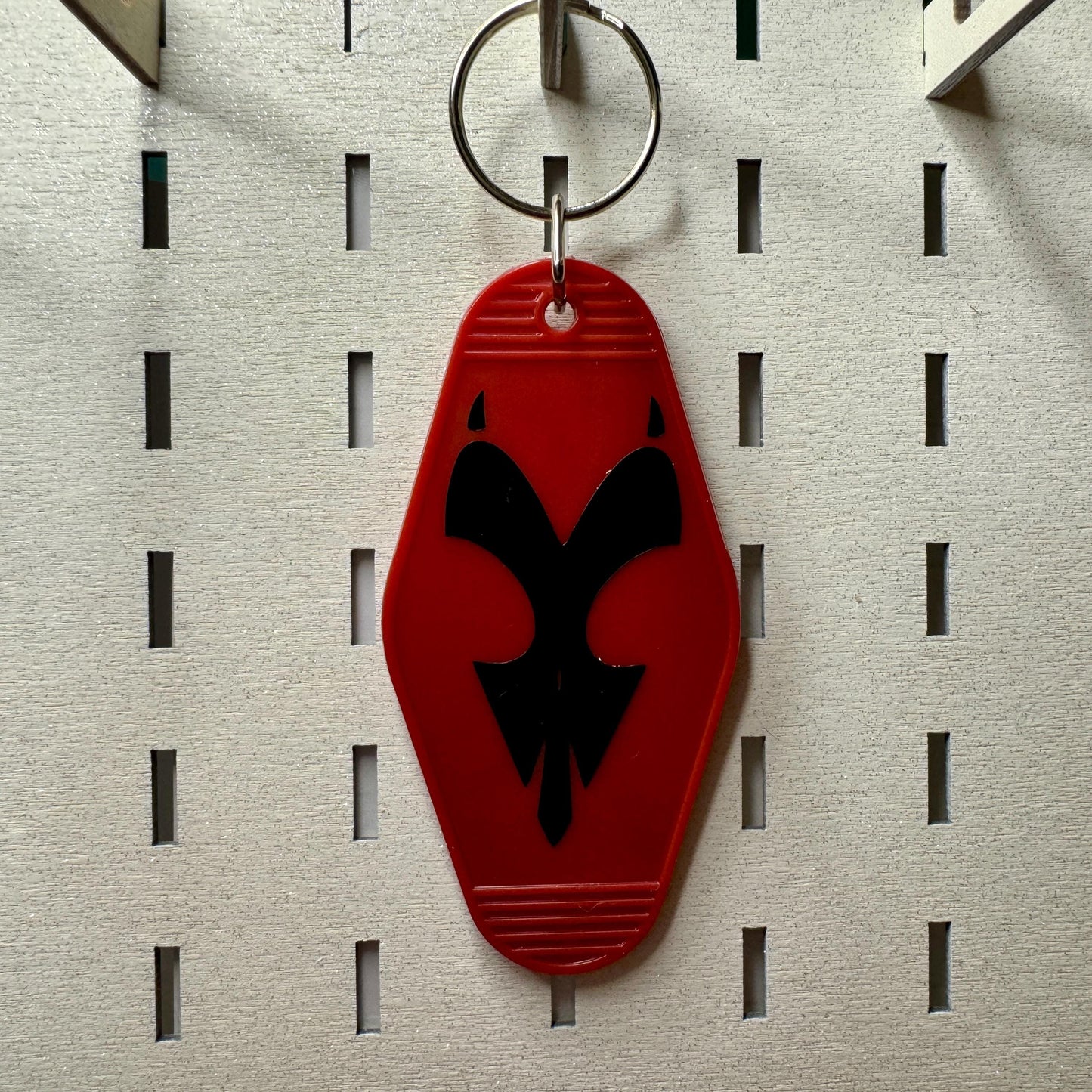 Blitzo - Helluva Boss - Red Motel keyring